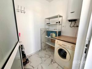 Prodej bytu 2+kk, Villamartín, Španělsko, 76 m2