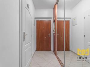 Prodej bytu 1+kk, Praha - Záběhlice, Velenovského, 30 m2