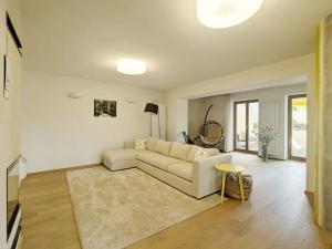 Prodej bytu 4+kk, Dobřichovice, Lesní, 150 m2