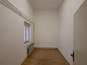 Pronájem obchodního prostoru, Praha - Libeň, Sokolovská, 95 m2
