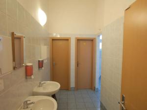 Pronájem obchodního prostoru, Plzeň, Rychtaříkova, 117 m2