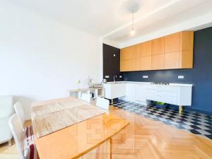 Pronájem bytu 3+kk, Praha - Vršovice, Moskevská, 100 m2