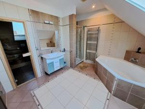 Prodej rodinného domu, Moravany, Švédské kříže, 268 m2