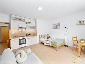 Prodej bytu 1+kk, Hostivice, Pšeničná, 32 m2