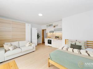 Prodej bytu 1+kk, Hostivice, Pšeničná, 32 m2