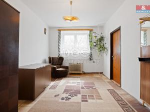 Prodej bytu 4+1, Komárov, Nad Oborou, 92 m2