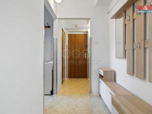 Prodej bytu 4+1, Komárov, Nad Oborou, 92 m2