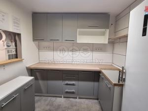 Pronájem obchodního prostoru, Český Těšín, Nádražní, 18 m2