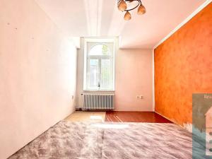 Prodej bytu 2+1, Holešov, nám. Svobody, 69 m2