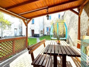 Prodej bytu 2+1, Holešov, nám. Svobody, 69 m2