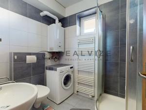 Prodej bytu 1+kk, České Budějovice, Dobrovodská, 33 m2