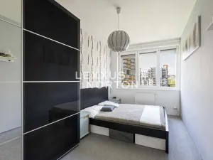 Prodej bytu 2+kk, Praha - Vysočany, Poděbradská, 52 m2