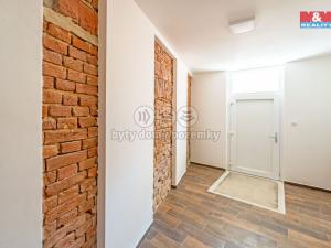 Prodej bytu 2+kk, Lomnice, Tišnovská, 71 m2