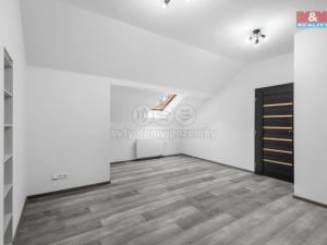 Prodej rodinného domu, Kmetiněves, 135 m2