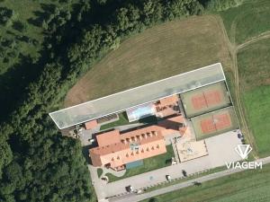 Prodej podílu komerčního pozemku, Bítov, 888 m2