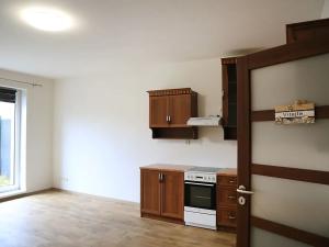 Prodej bytu 1+kk, Libčice nad Vltavou, Letecká, 42 m2