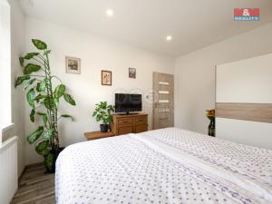Prodej bytu 3+kk, Praha - Vinoř, Bohdanečská, 57 m2