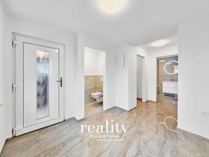 Prodej ubytování, Hrušovany nad Jevišovkou, Drnholecká, 383 m2