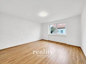 Prodej ubytování, Hrušovany nad Jevišovkou, Drnholecká, 383 m2