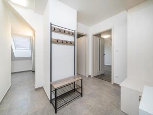 Pronájem bytu 2+kk, Lipůvka, 46 m2