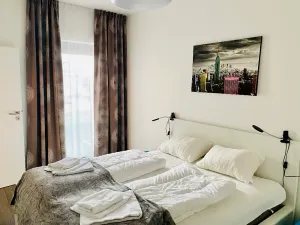 Pronájem bytu 2+kk, Praha - Karlín, U Mlýnského kanálu, 57 m2