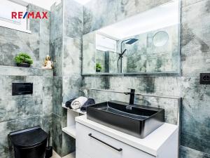 Prodej bytu 2+kk, Lavičky, 56 m2