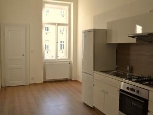 Pronájem bytu 2+1, Praha - Vinohrady, Přemyslovská, 78 m2