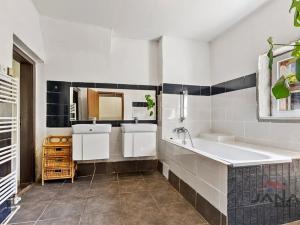 Prodej rodinného domu, Ohrazenice, 138 m2