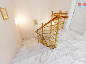 Prodej atypického bytu, Orlová - Město, Fr. Palackého, 130 m2