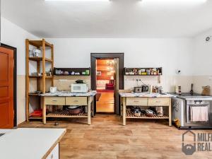 Prodej ubytování, Desná, Na Sedmidomky, 660 m2