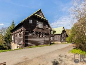 Prodej ubytování, Desná, Na Sedmidomky, 660 m2