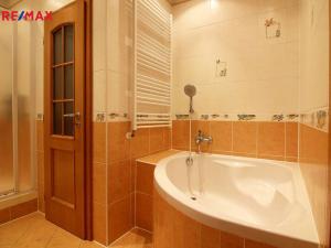 Prodej bytu 4+1, Ostrava - Poruba, Čkalovova, 138 m2