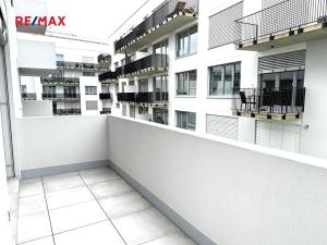 Pronájem bytu 2+kk, Kladno, Bohumila Landy, 54 m2
