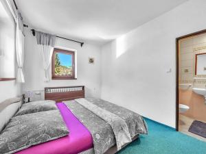 Prodej ubytování, Dolní Dvůr, 650 m2