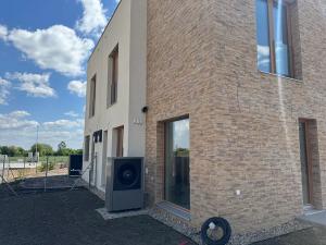 Prodej rodinného domu, Praha - Horní Počernice, Artistů, 130 m2