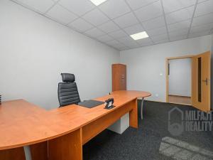 Pronájem výrobních prostor, Hrádek nad Nisou, Legionářská, 3600 m2