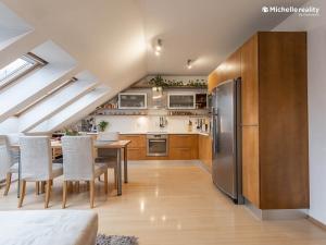 Pronájem bytu 2+kk, Praha - Libeň, Na sypkém, 62 m2