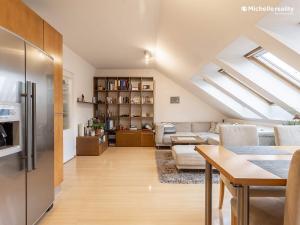 Pronájem bytu 2+kk, Praha - Libeň, Na sypkém, 62 m2