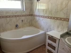 Prodej rodinného domu, Nejdek, Kraslická, 130 m2