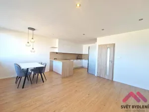 Pronájem bytu 3+kk, Praha - Bohnice, Hlivická, 71 m2