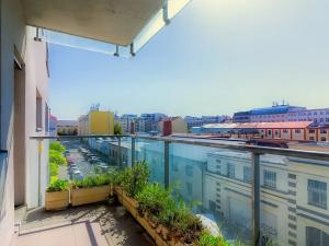 Pronájem bytu 3+kk, Praha - Holešovice, Osadní, 76 m2