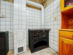 Prodej rodinného domu, Hora Svatého Šebestiána, 560 m2
