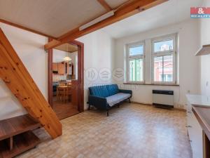 Prodej bytu 1+1, Karlovy Vary - Dvory, Sklářská, 54 m2