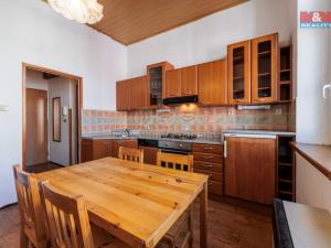 Prodej bytu 1+1, Karlovy Vary - Dvory, Sklářská, 54 m2
