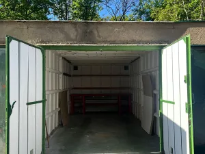 Prodej garáže, Praha - Hlubočepy, Na Habrové, 19 m2