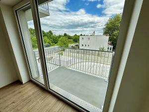 Pronájem bytu 2+kk, Praha - Hostavice, Českobrodská, 68 m2