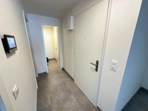 Pronájem bytu 2+kk, Praha - Hostavice, Českobrodská, 68 m2
