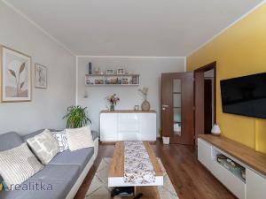 Prodej bytu 2+1, Karviná, Božkova, 56 m2
