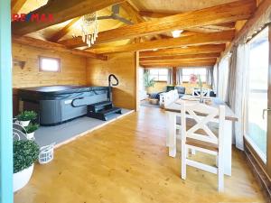Prodej chaty, Milešov, 64 m2