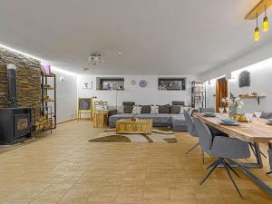 Prodej vícegeneračního domu, Jílové u Prahy, 912 m2